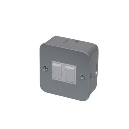 PPMCLS2G LIGHT SWITCH 2-GANG 2WAY10AX METALCLAD