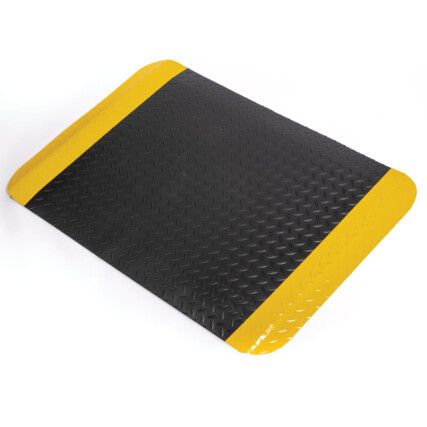 DECKPLATE REGEN70 BLACK/YELLOW BORDERS 0.6M X 0.9M